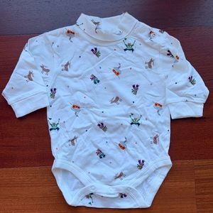 🌺 NWT GAP 1pc T-neck Sz 0-3 months